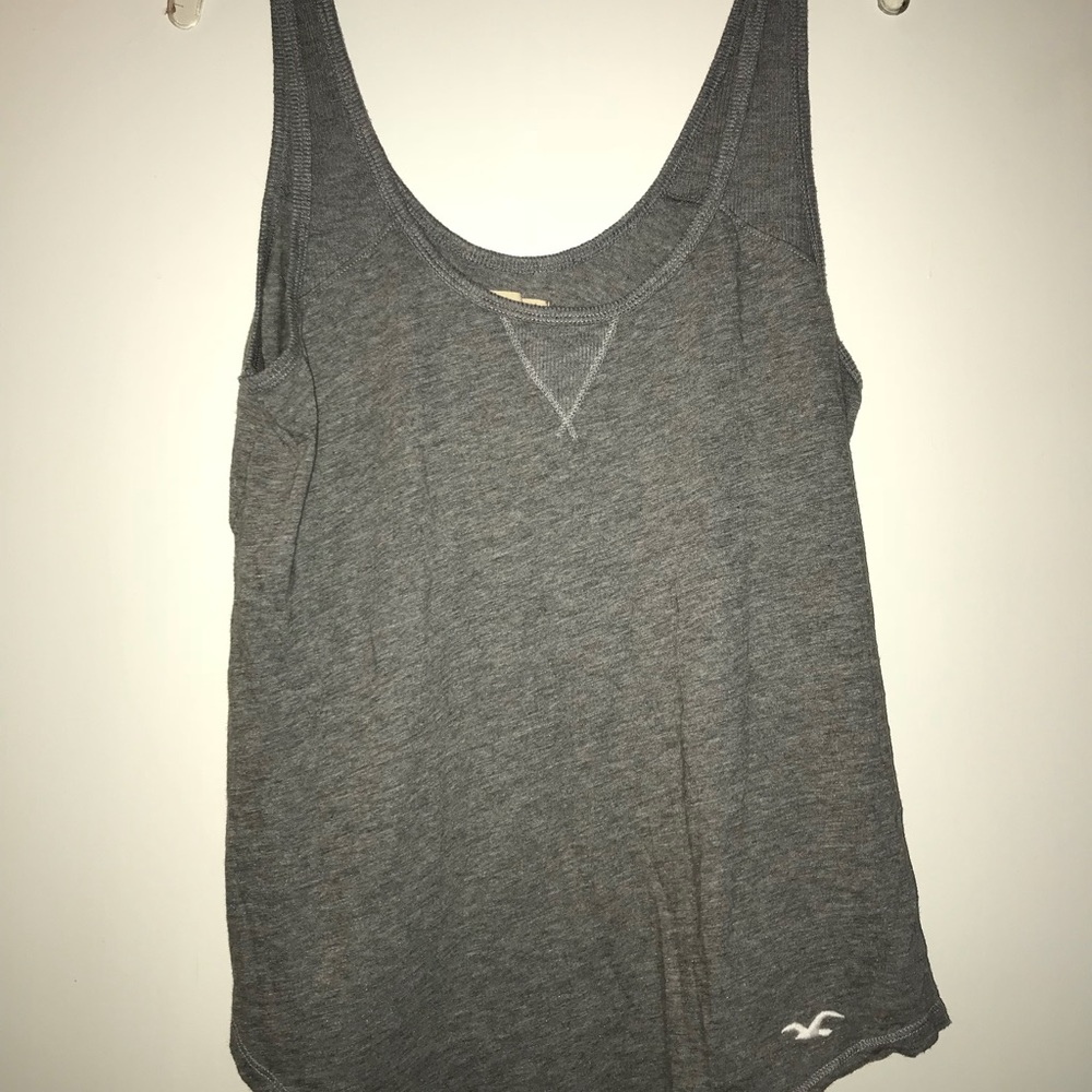 Hollister top